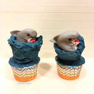 shark cupcake2