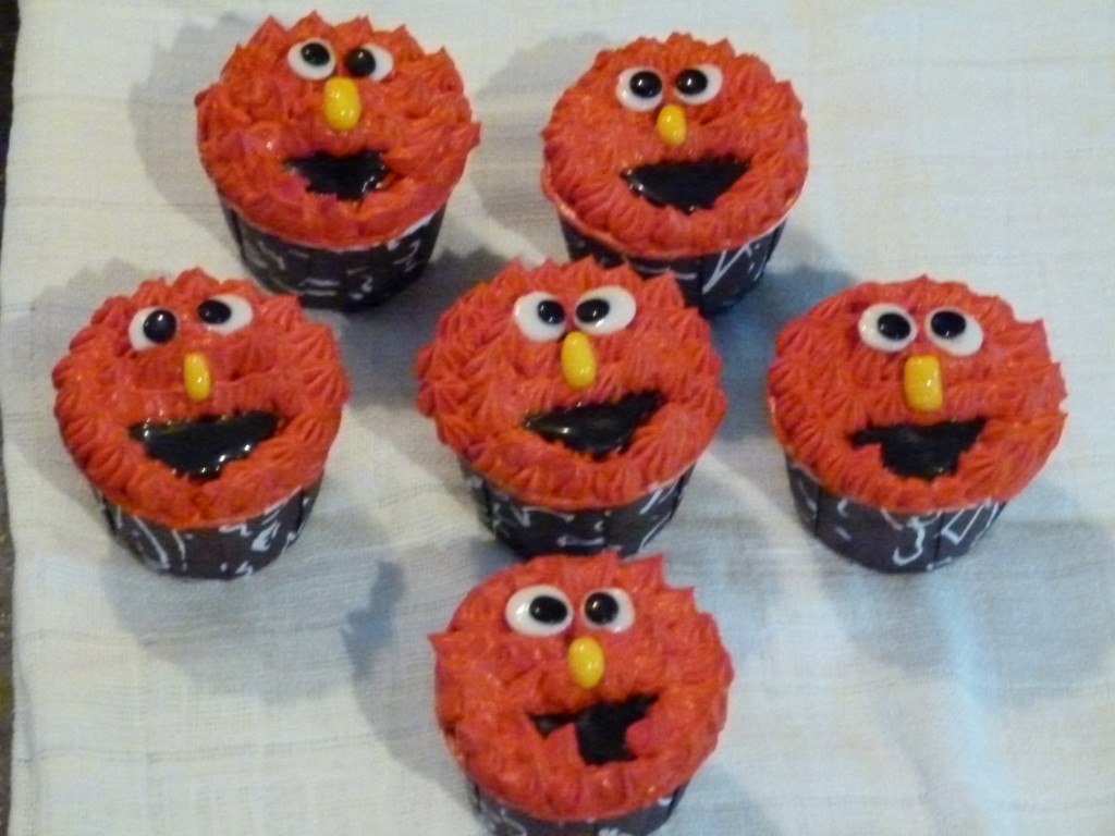 Elmo Sesame Street Cupcakes Singapore