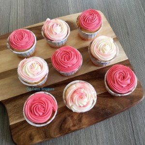 Pretty In Pink Frosted Cupcakes Singapore