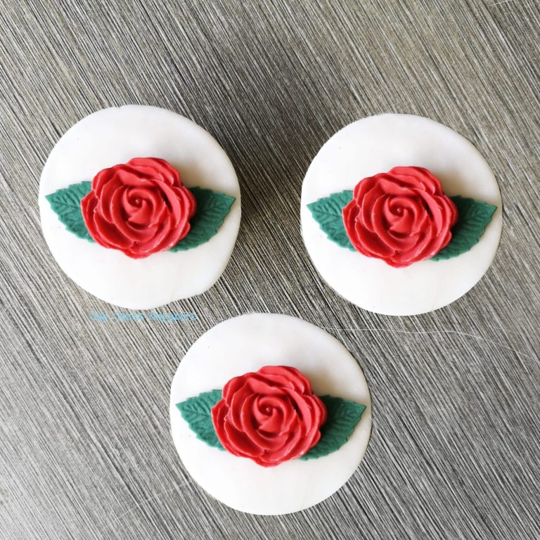 Disney Princess Belle Enchanted Rose Cupcakes Singapore| Tsum Tsum Cakes