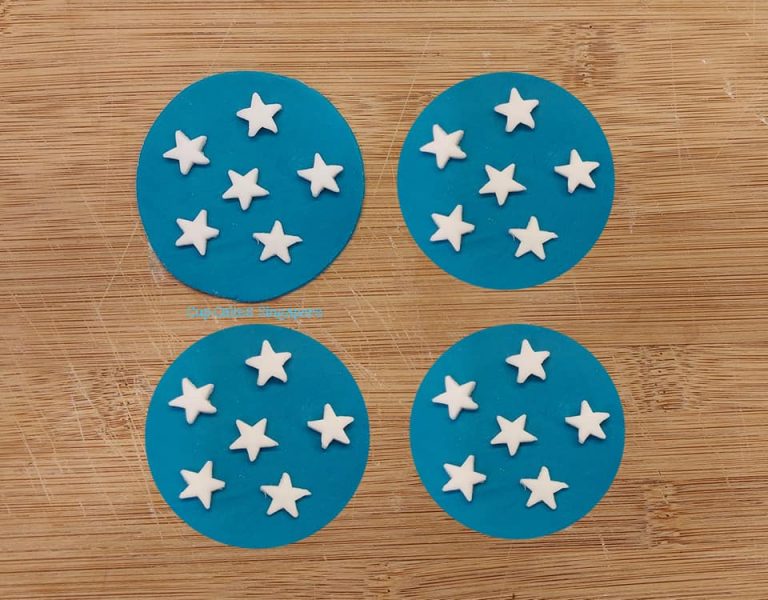 DC Superhero Superwoman Logo Stars Cupcakes Singapore