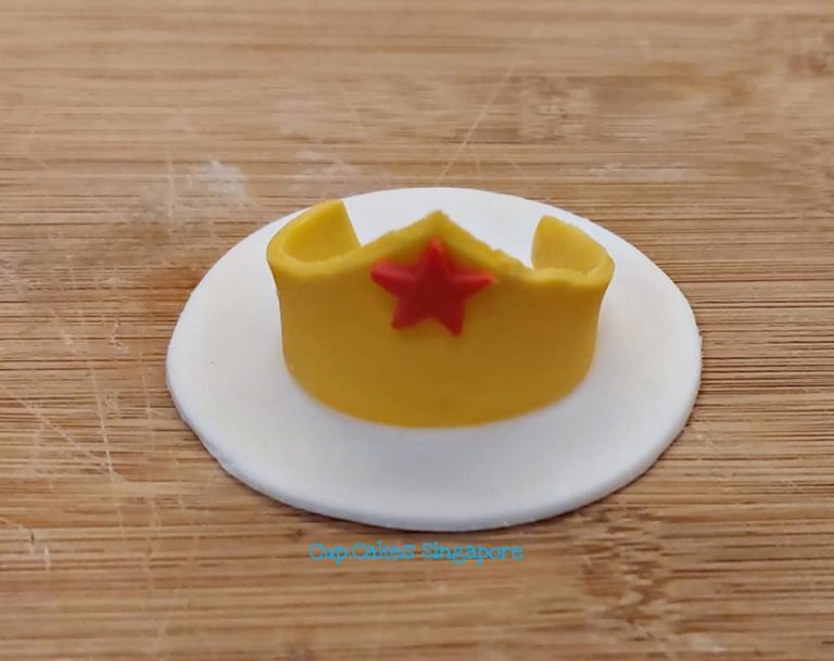 DC Superhero Superwoman Crown Cupcakes Singapore
