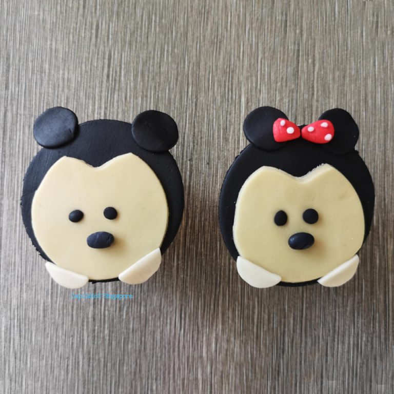 Tsum Tsum Mickey & Minnie Mouse Cupcakes Singapore