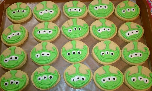 Disney-Toy-Story-Alien-Cookies