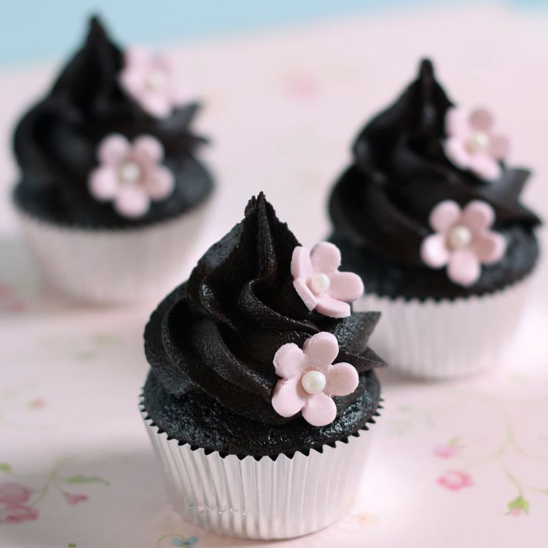 black cupcake