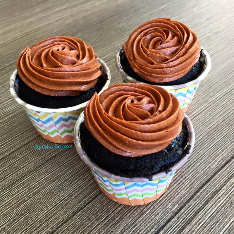 chocolate cupcake