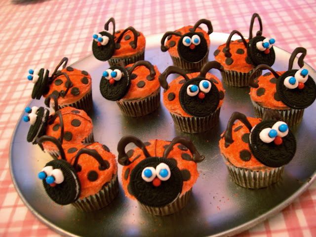 ladybug cupcakes