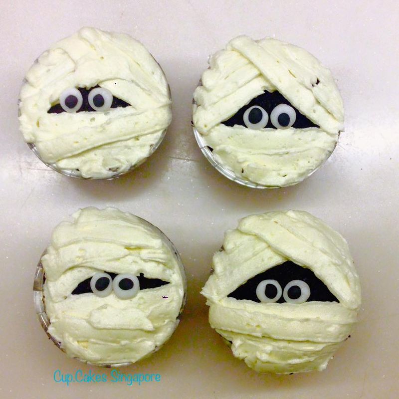 mummy cupcakes