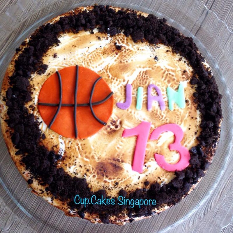 Basketball cake with a name and age