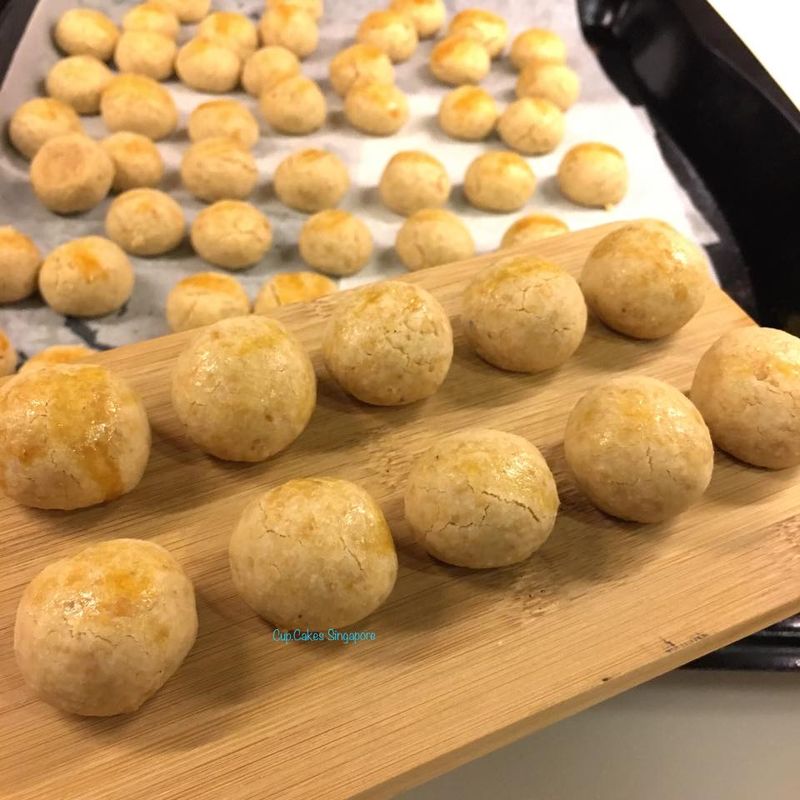peanut balls