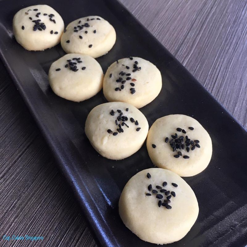 sesame cookies 1