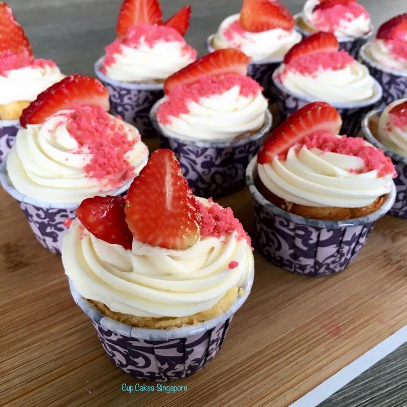 strawberry-cupcake